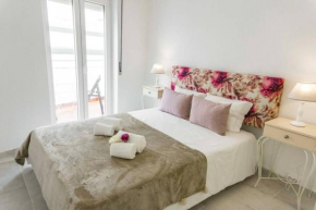 Lalitana Center Apartment